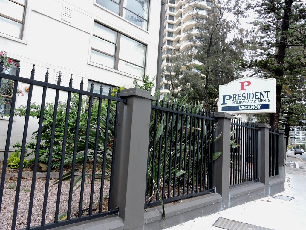 President Holiday Apartments - Absolute Beachfront Gold Coast Exterior foto