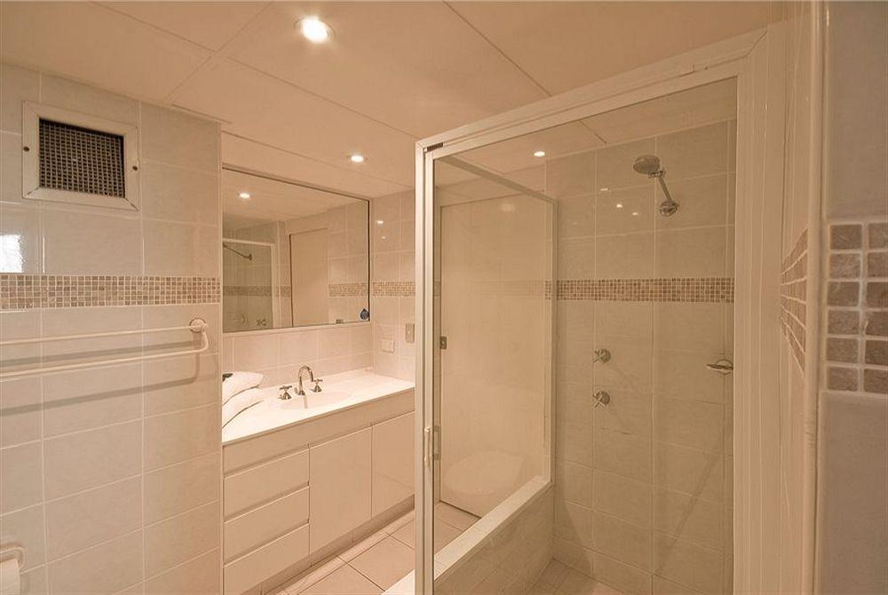 President Holiday Apartments - Absolute Beachfront Gold Coast Exterior foto