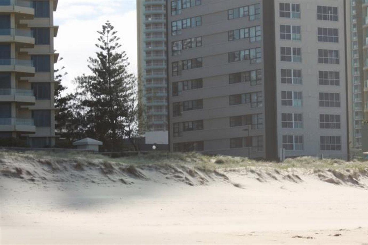 President Holiday Apartments - Absolute Beachfront Gold Coast Exterior foto